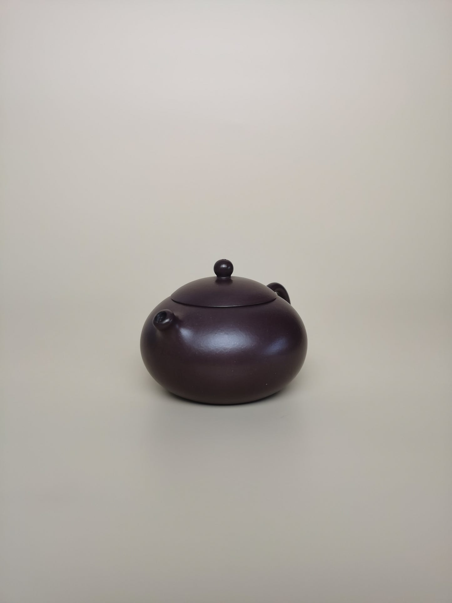 Yixing teapot  Xi Shi 155ml Gu Fa Lian ni (Most Archaic Clay Forming) authentic Yixing Lao Zi Ni clay and aged 16 years full handmade