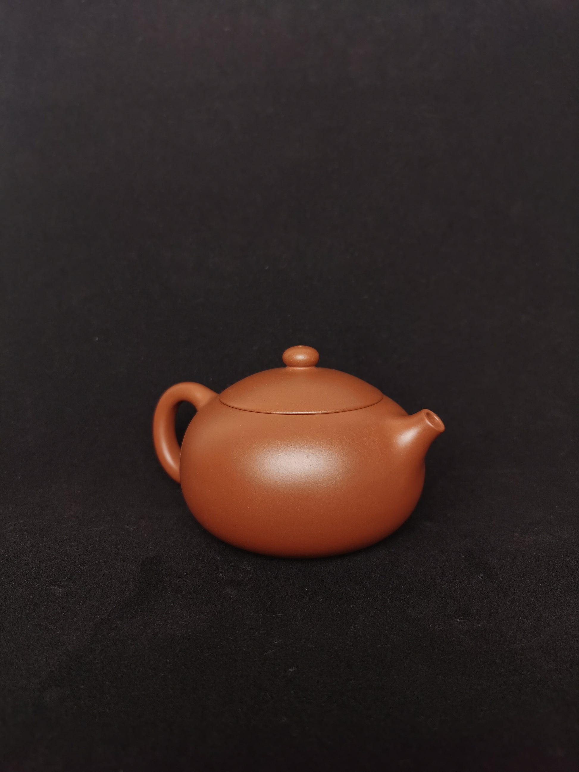 yixing teapot , art collection. ấm trà Yixing, bộ sưu tập nghệ thuật.