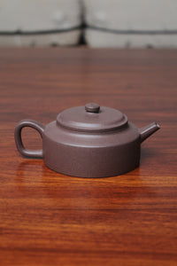 Teapot Named Zhou Pan 150ml fully handmade by master Wei Ren