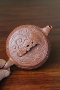 Teapot named Yun 140ml handmade by artist