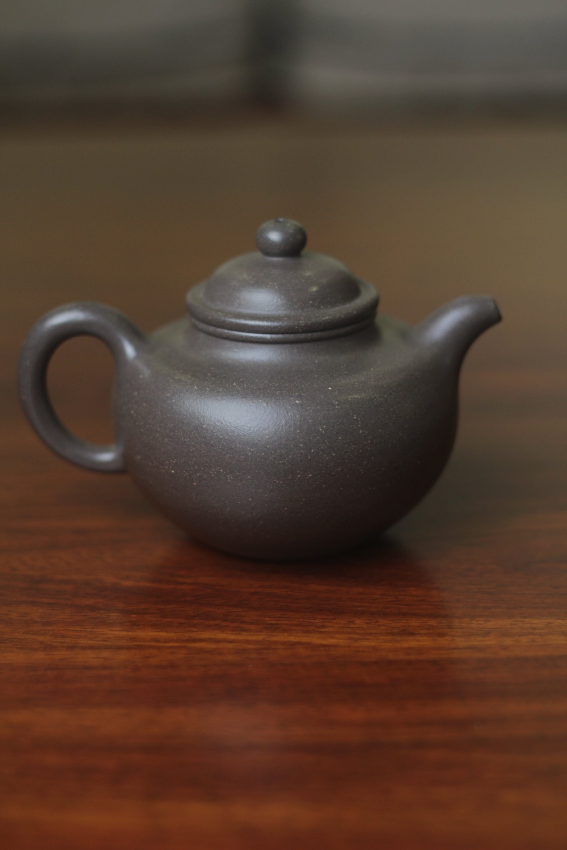 Teapots named Duo Qiu back