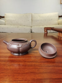 Artwork Yixing teapot Lotus Platform 180ml fully handmade - SiYuTao Teapot