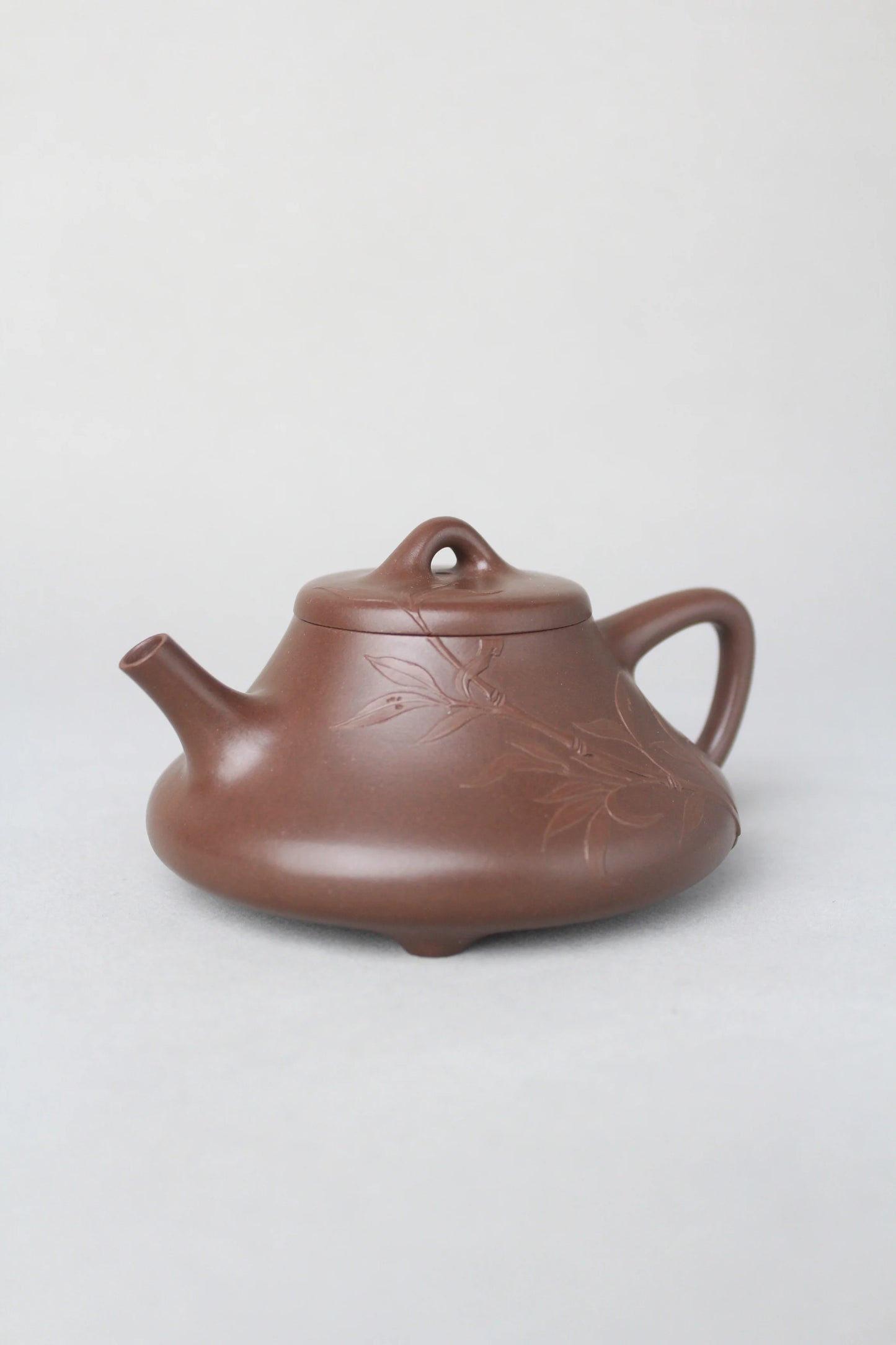 the right view of the Artwork teapot shi piao