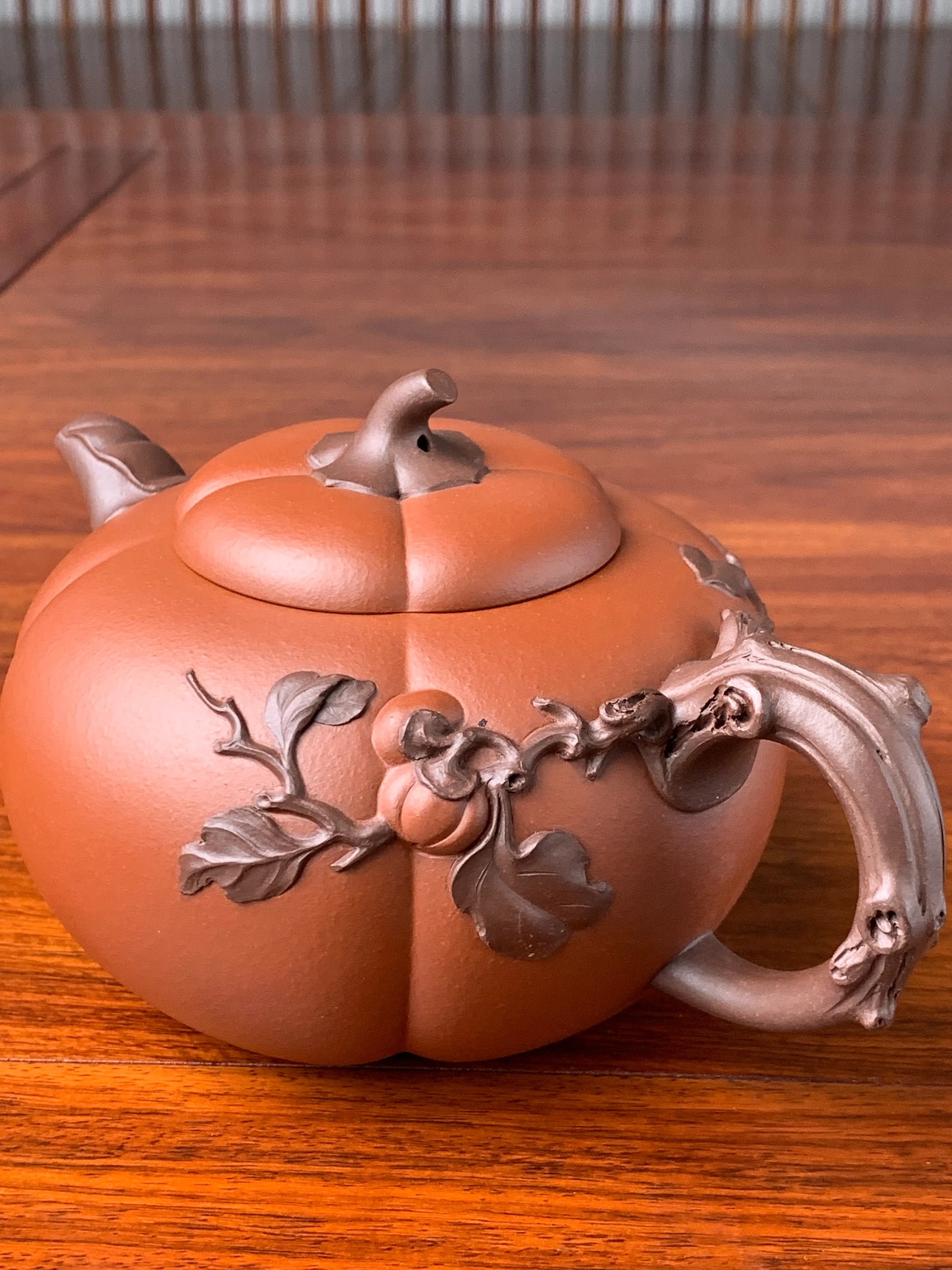Close up photo of the teapot body
