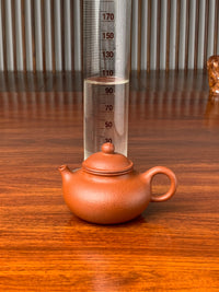 the capacity of the handmade yixing teapot is 102ml