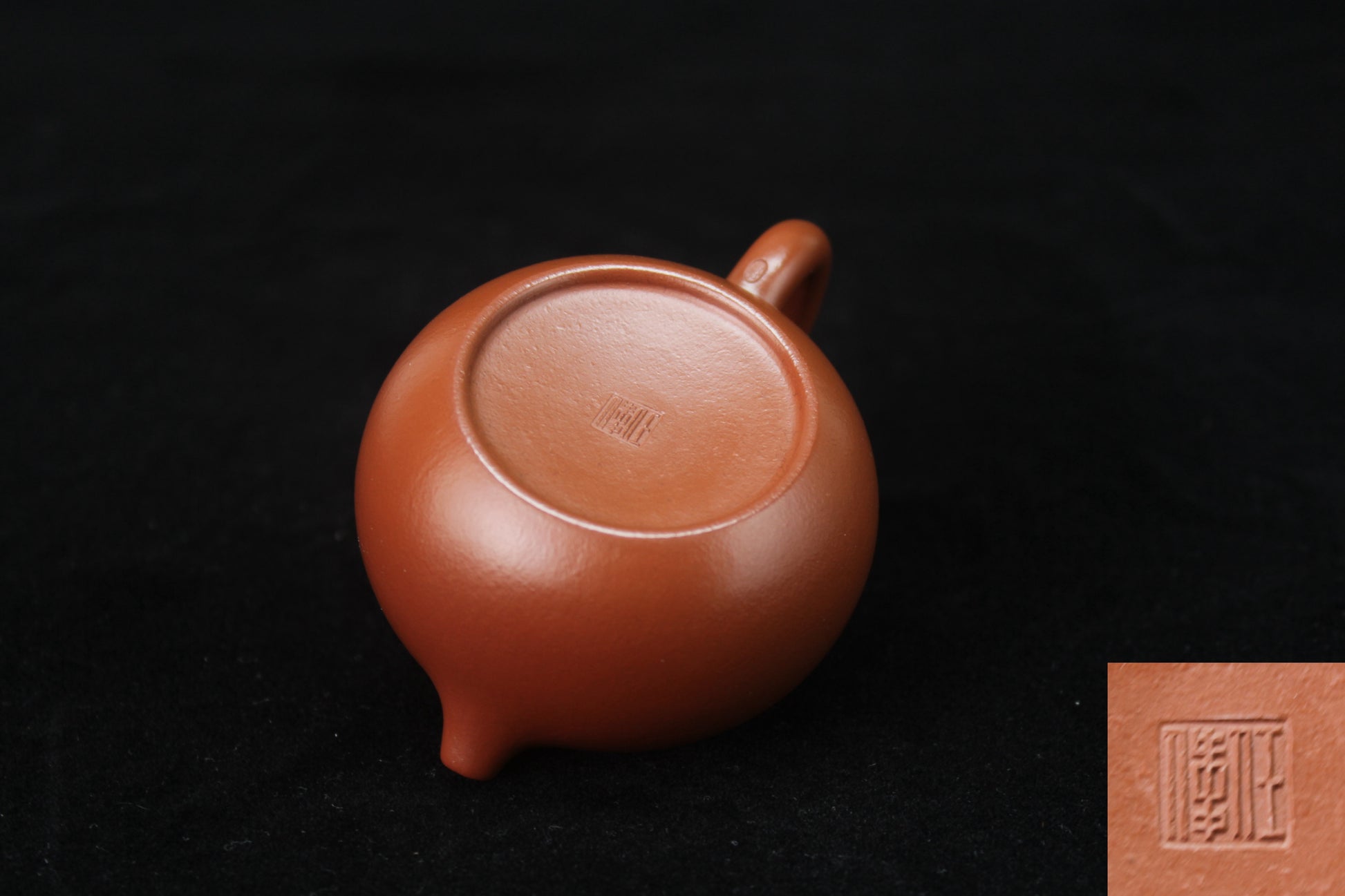 chinese tea pot fully handmade bottom and mark