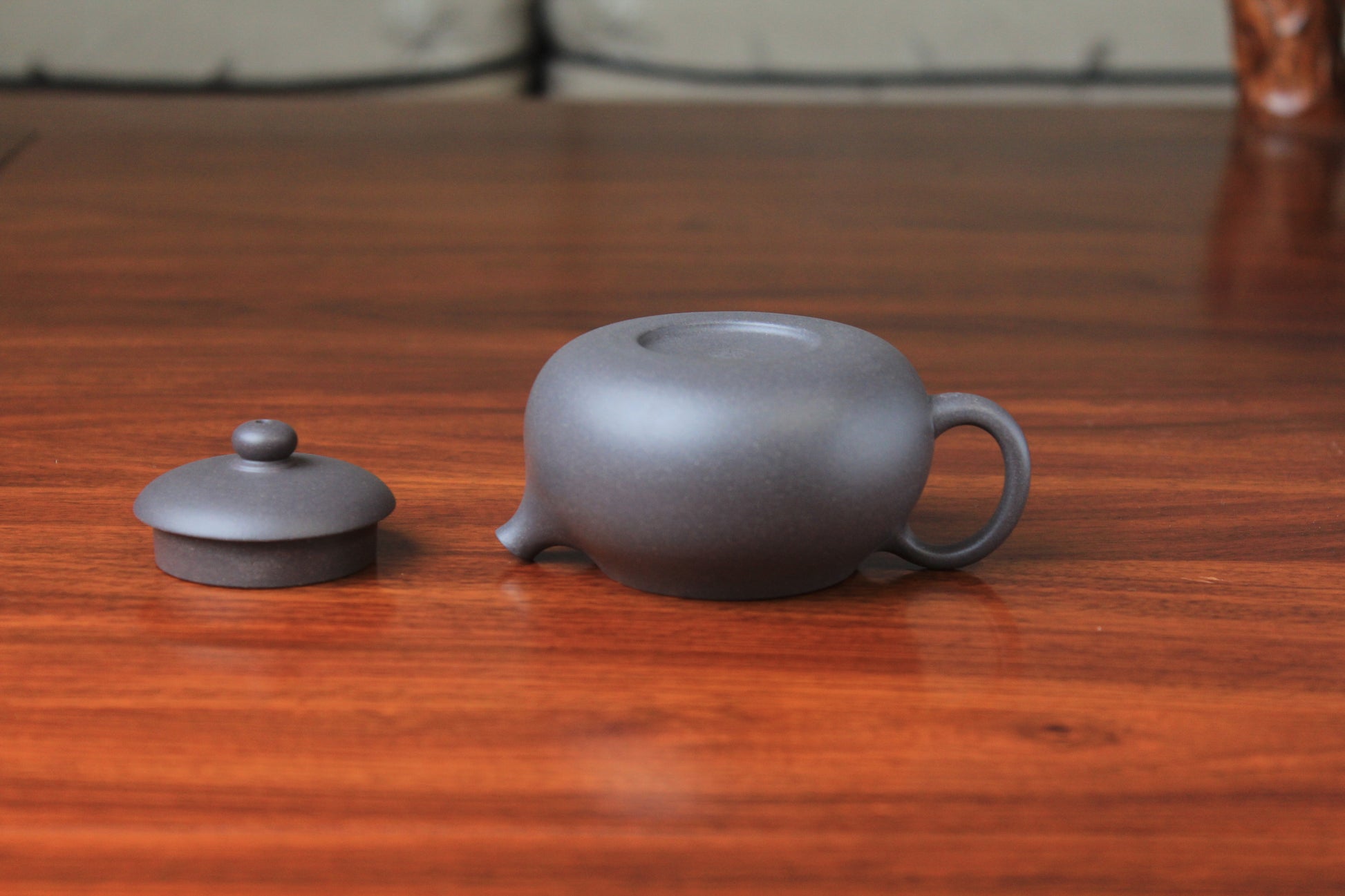 Bottom of chinese teapot xishi on the table