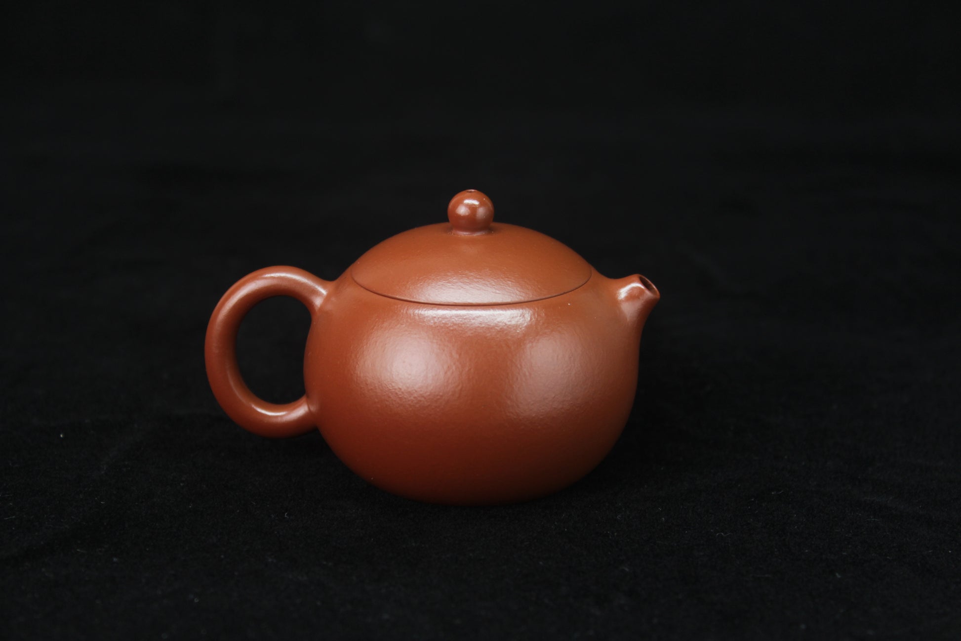 chinese tea pot fully handmade back 2