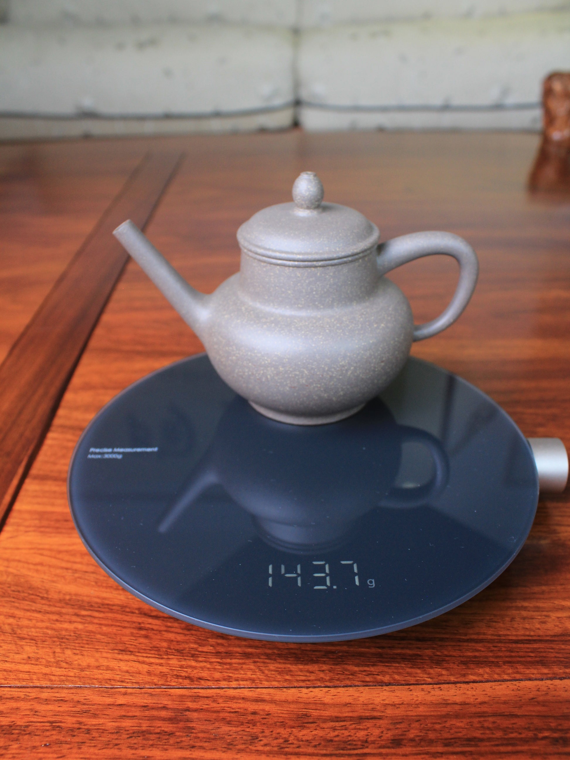 Weight of the Chinese teapot