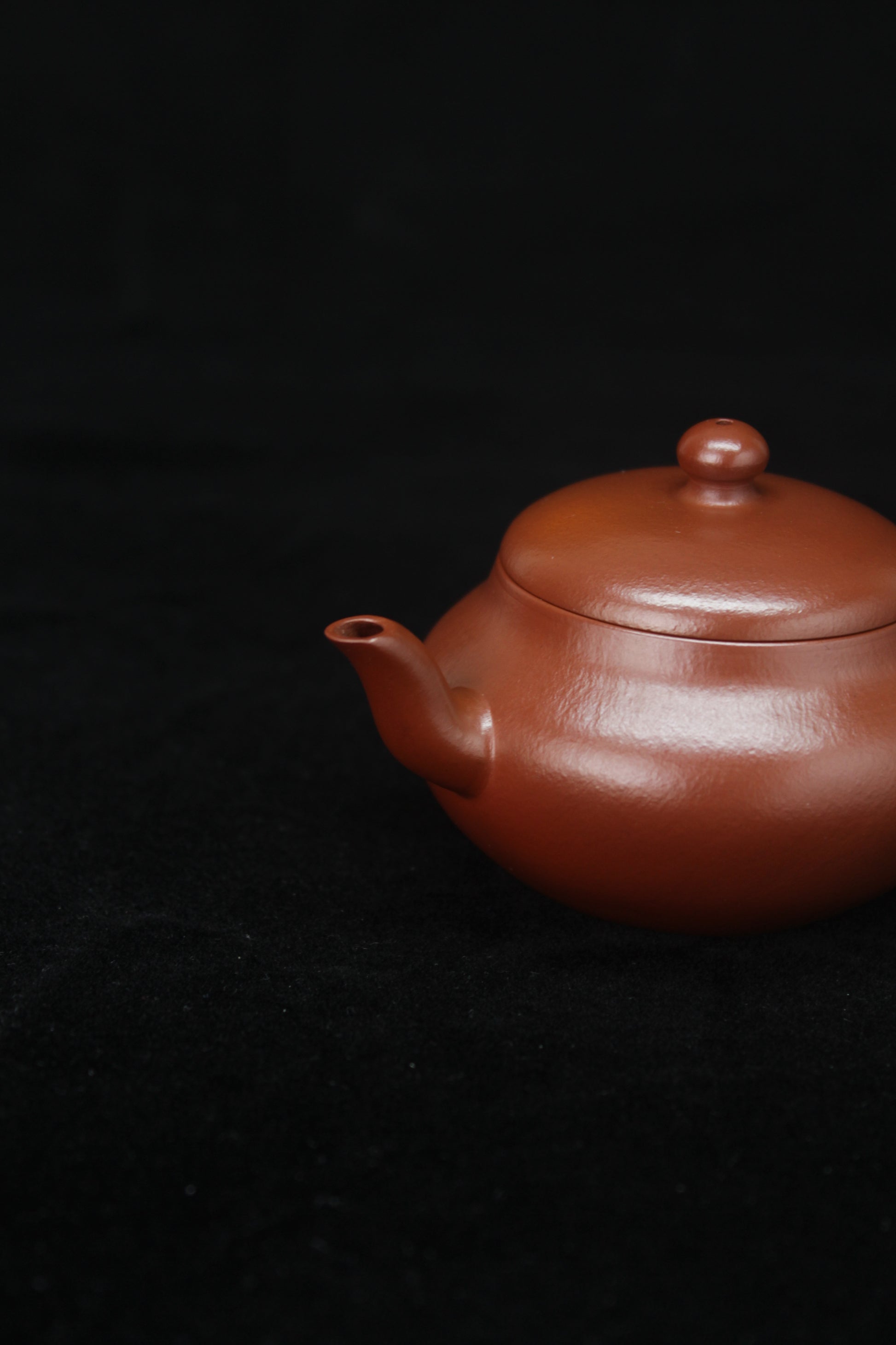 Mouth detail of Clay teapot handmade with purple clay from zisha art galley