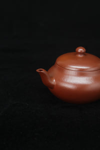 Mouth detail of Clay teapot handmade with purple clay from zisha art galley