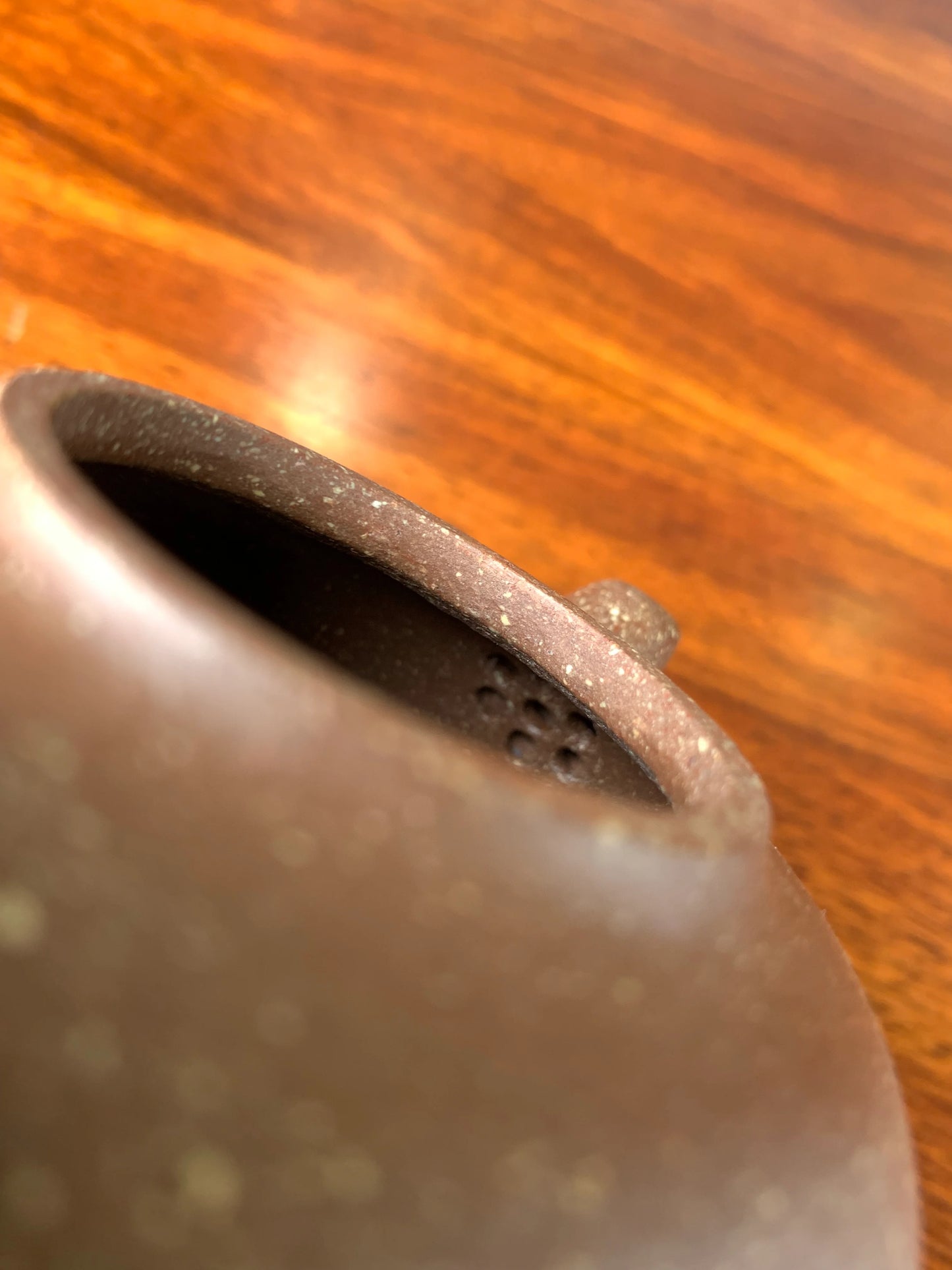 the 7 hole filter of the zisha teapot