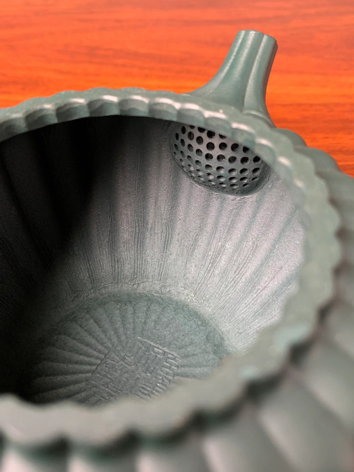 the filter of the teapot zisha yun bian 