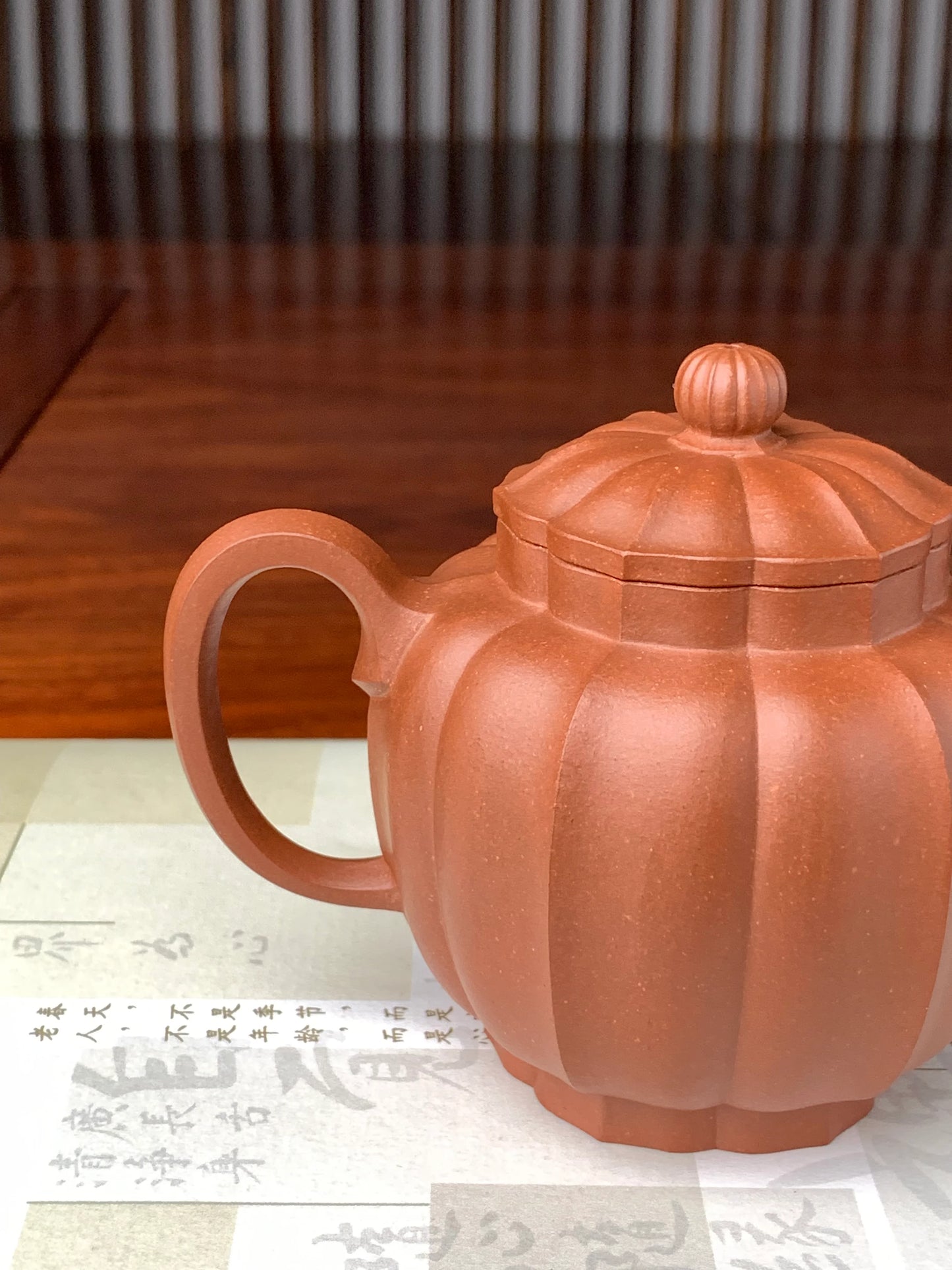 the handle of the yixing teapot handmade