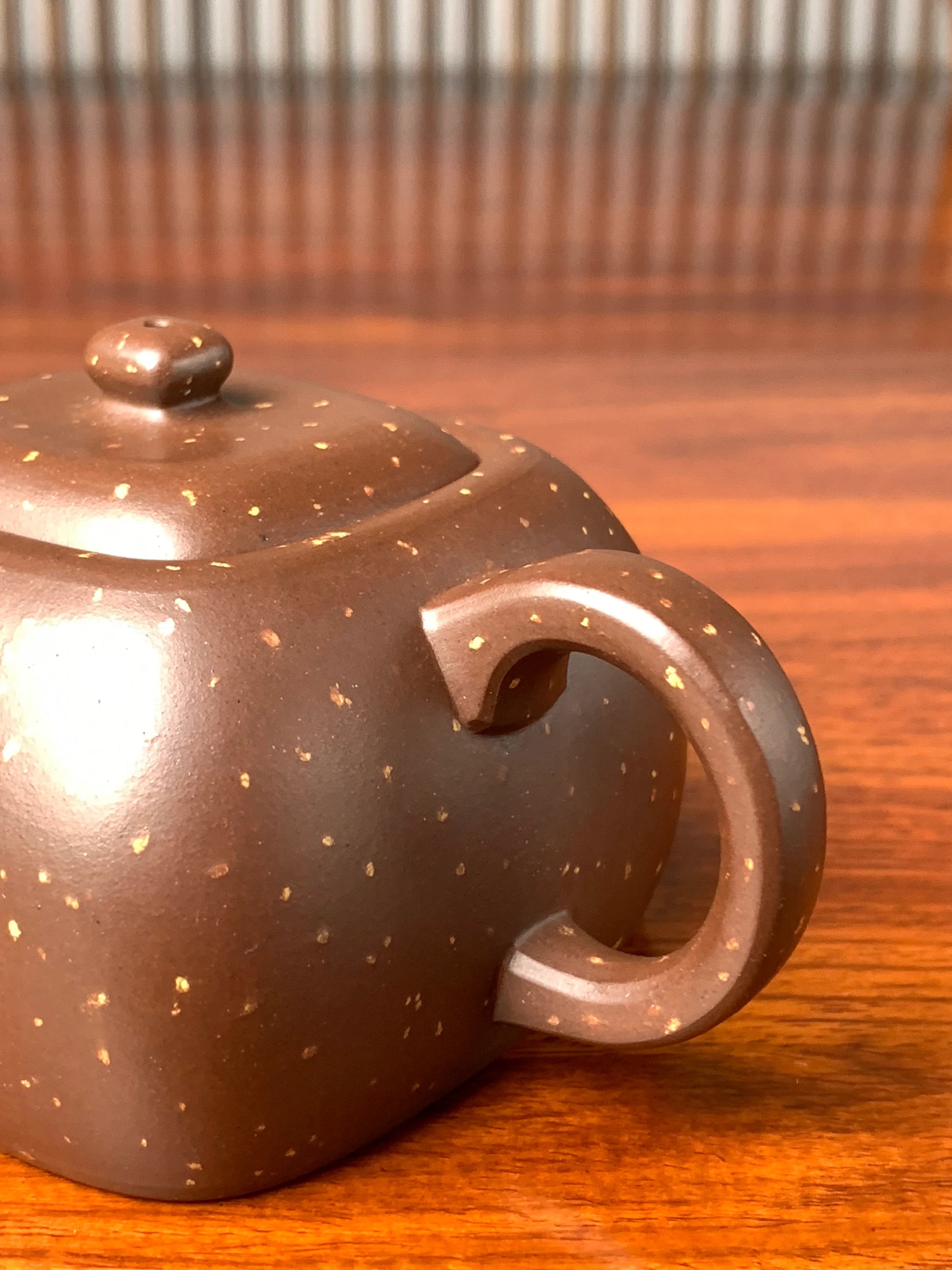 the handle of the zisha teapot right view