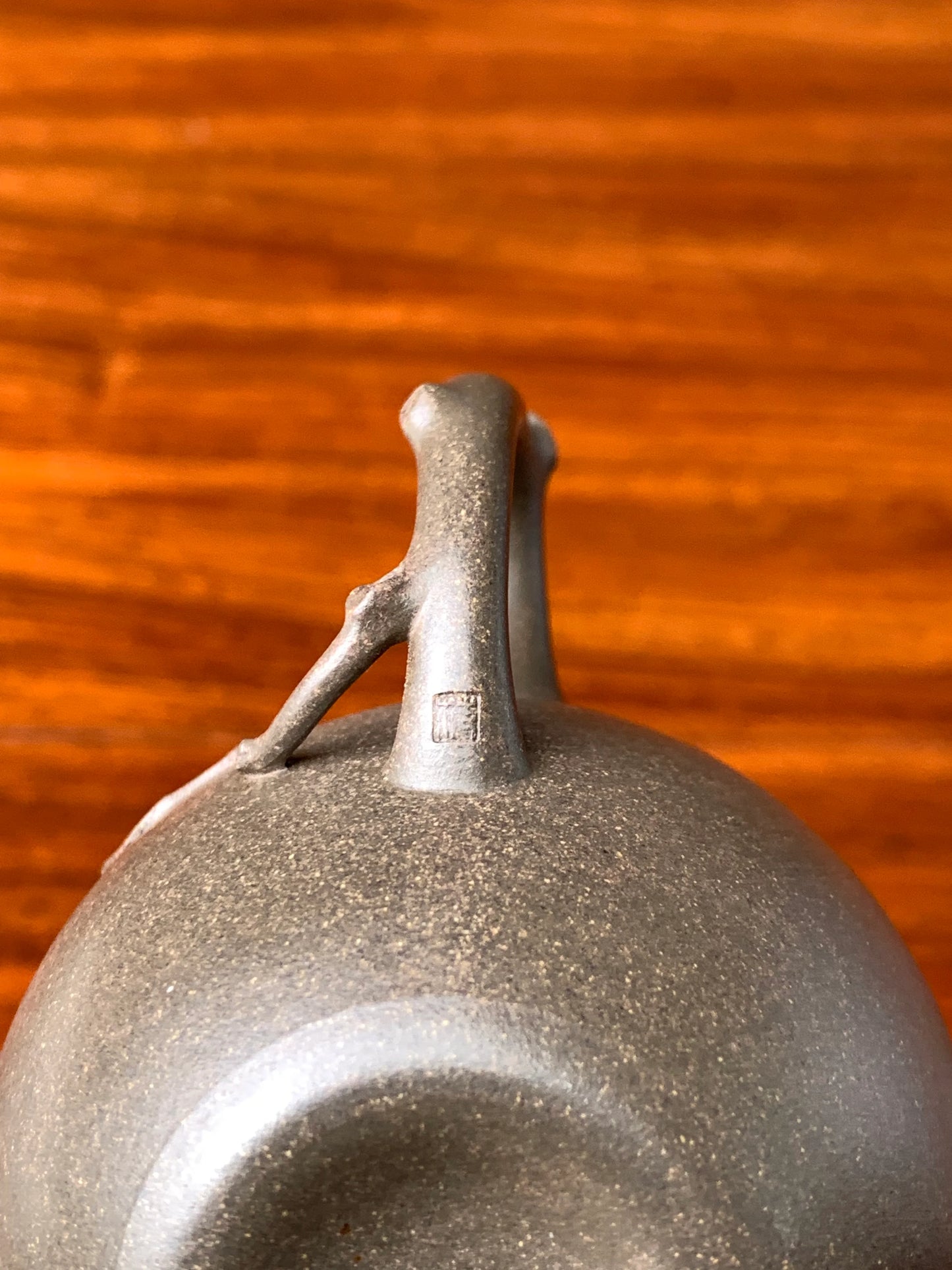 the handle mark of the handmade yixing teapot