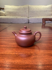 Handmade pottery teapot De Xiu 145ml - SiYuTao Teapot