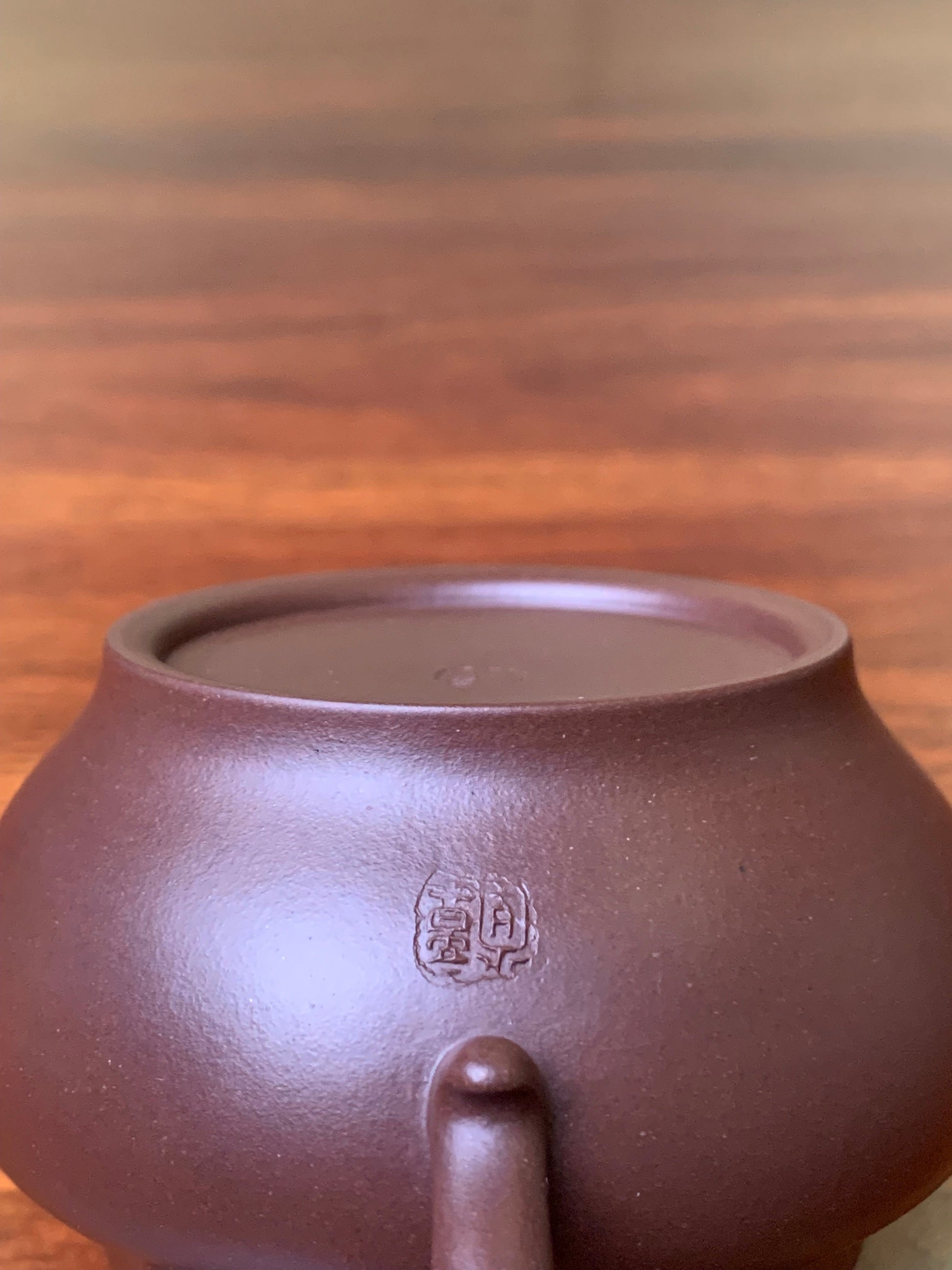 Handmade pottery teapot Han Ou 150ml - SiYuTao Teapot