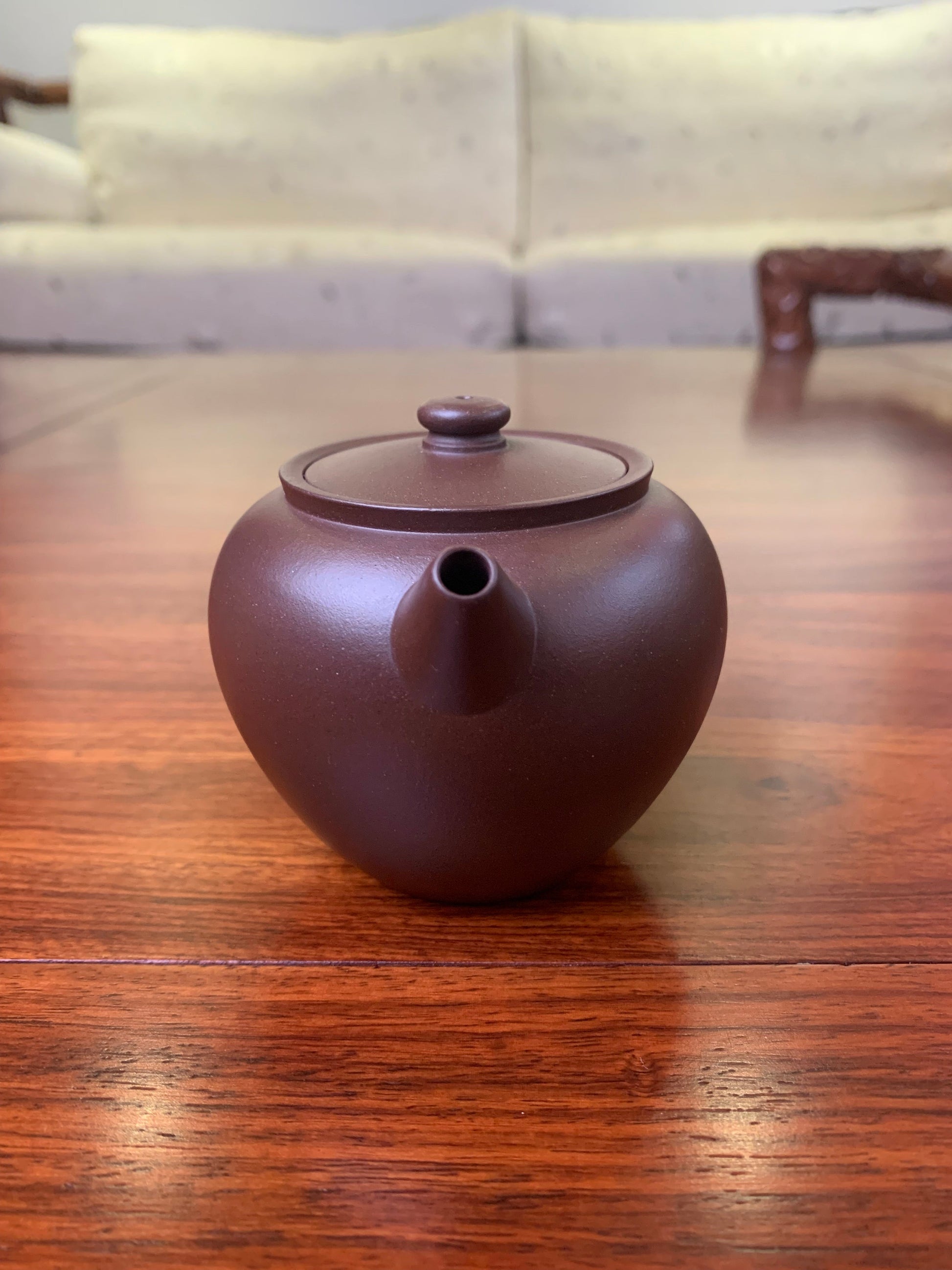 Handmade pottery teapot Tao Guan 148ml - SiYuTao Teapot