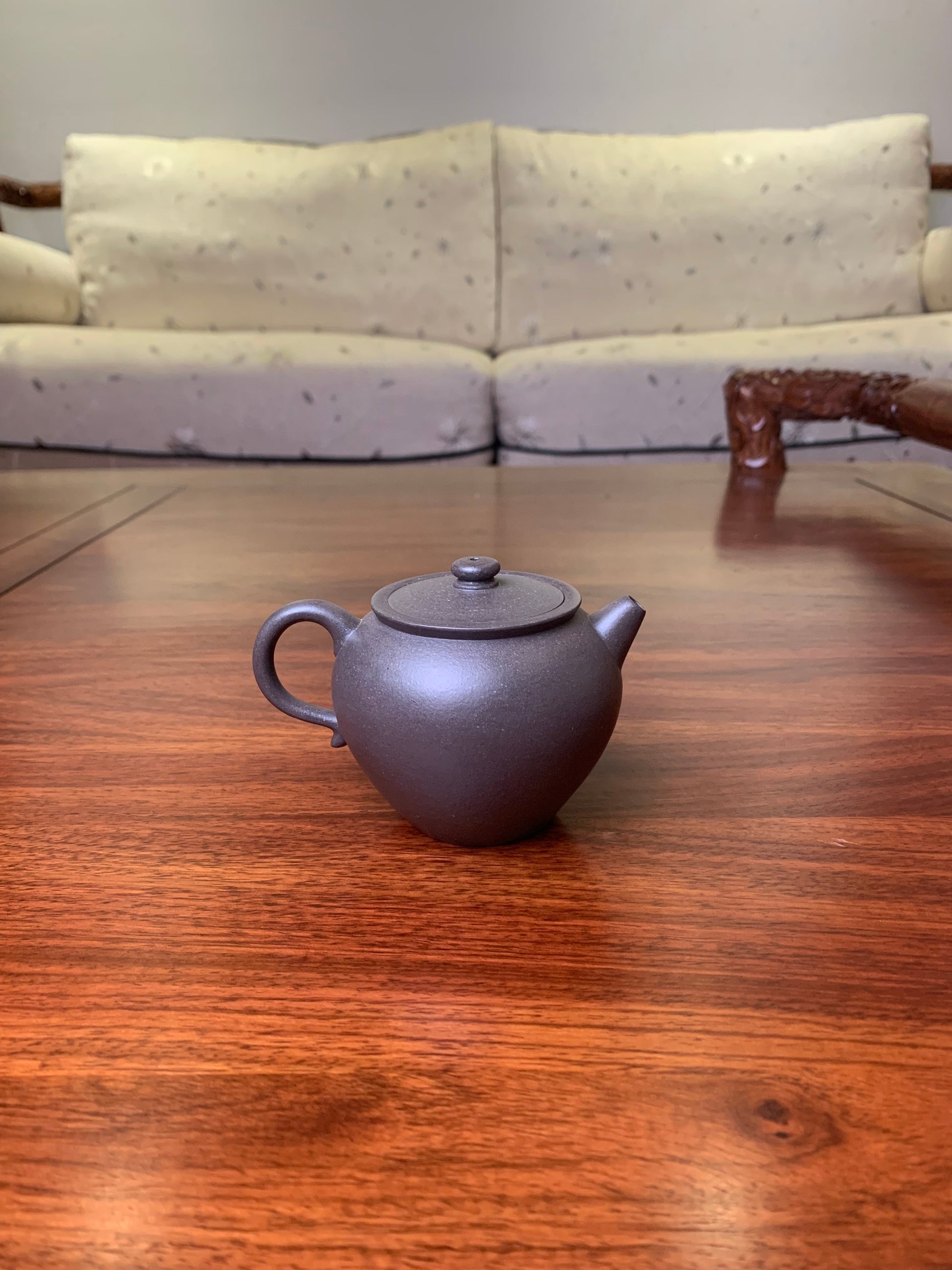 Handmade pottery teapot Tao Guan 150ml - SiYuTao Teapot