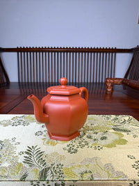 the right view of the handmade yixing teapot liu fang gong deng