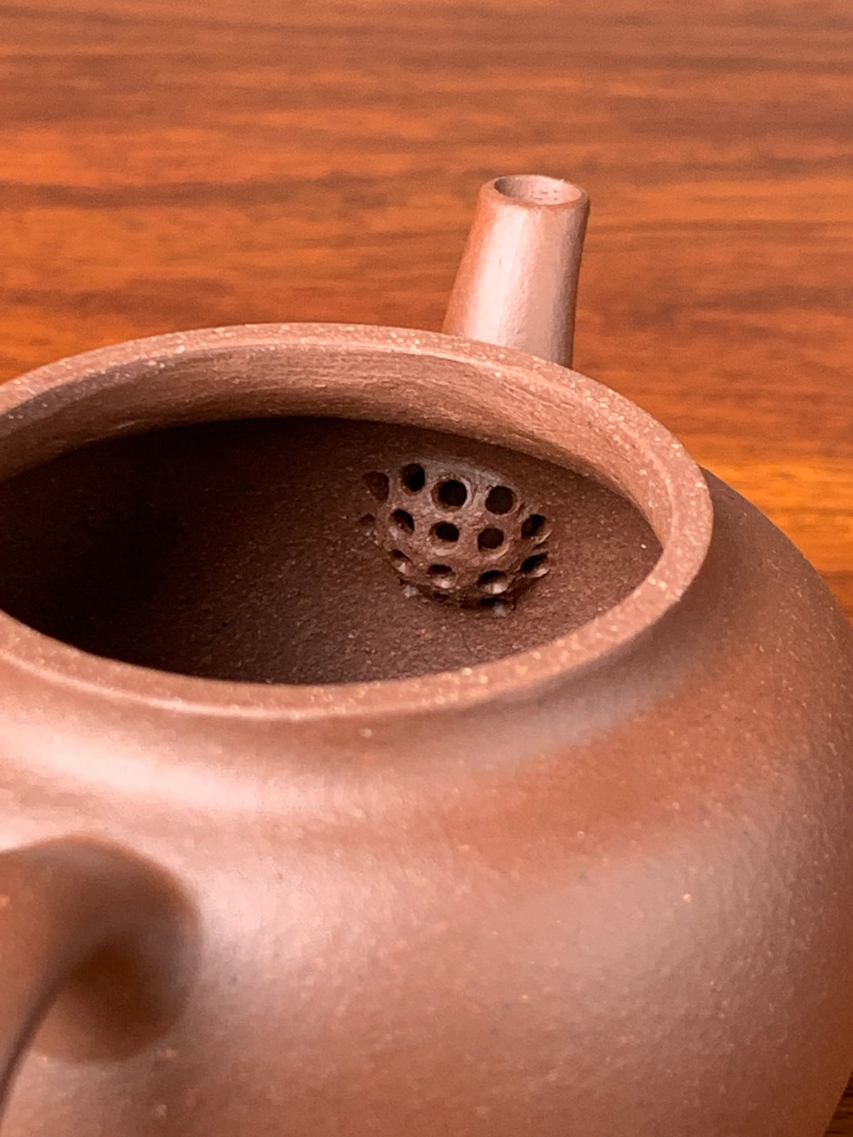 the ball shape filter of te handmade yixing teapot