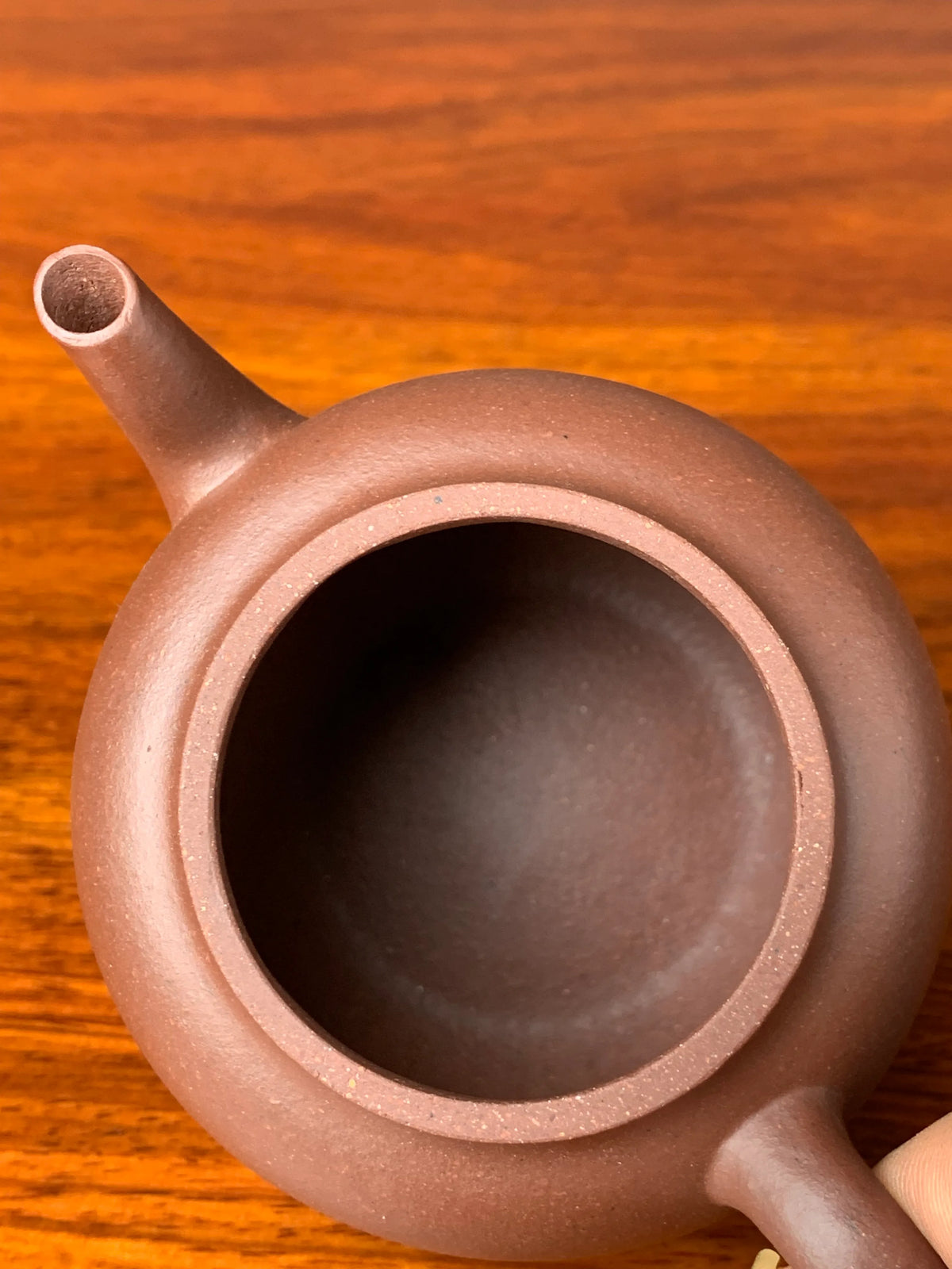 the teapot mouth of the handmade yixing teapot ping gai lian zi 