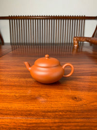 handmade yixing teapot named yuan zhu with lao zhuni clay