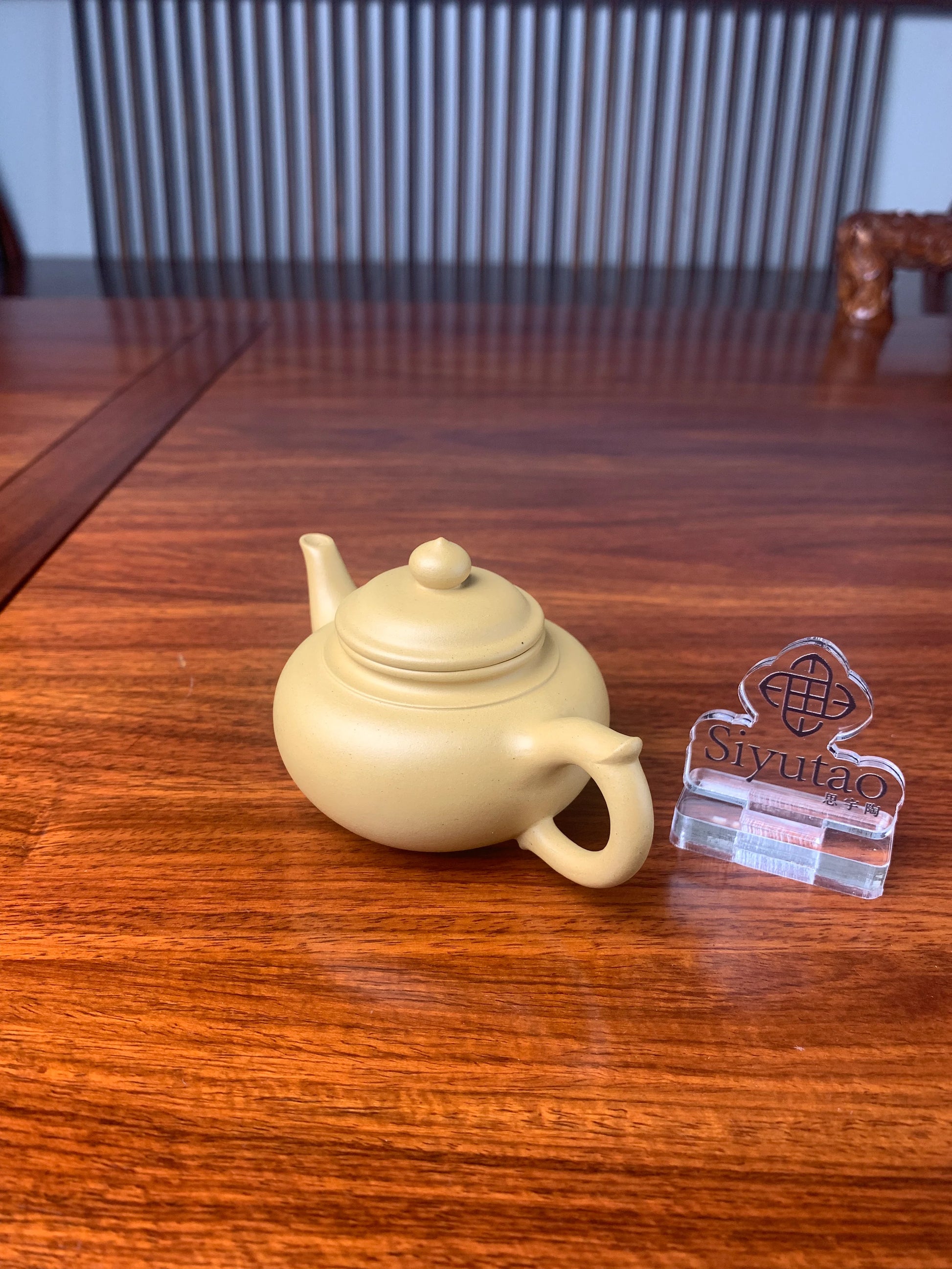 handmade yixing teapot named xiao ying details