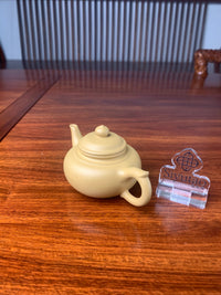 handmade yixing teapot named xiao ying details