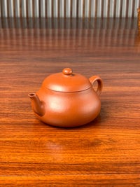 the right view of the fully handmade yixing teapot