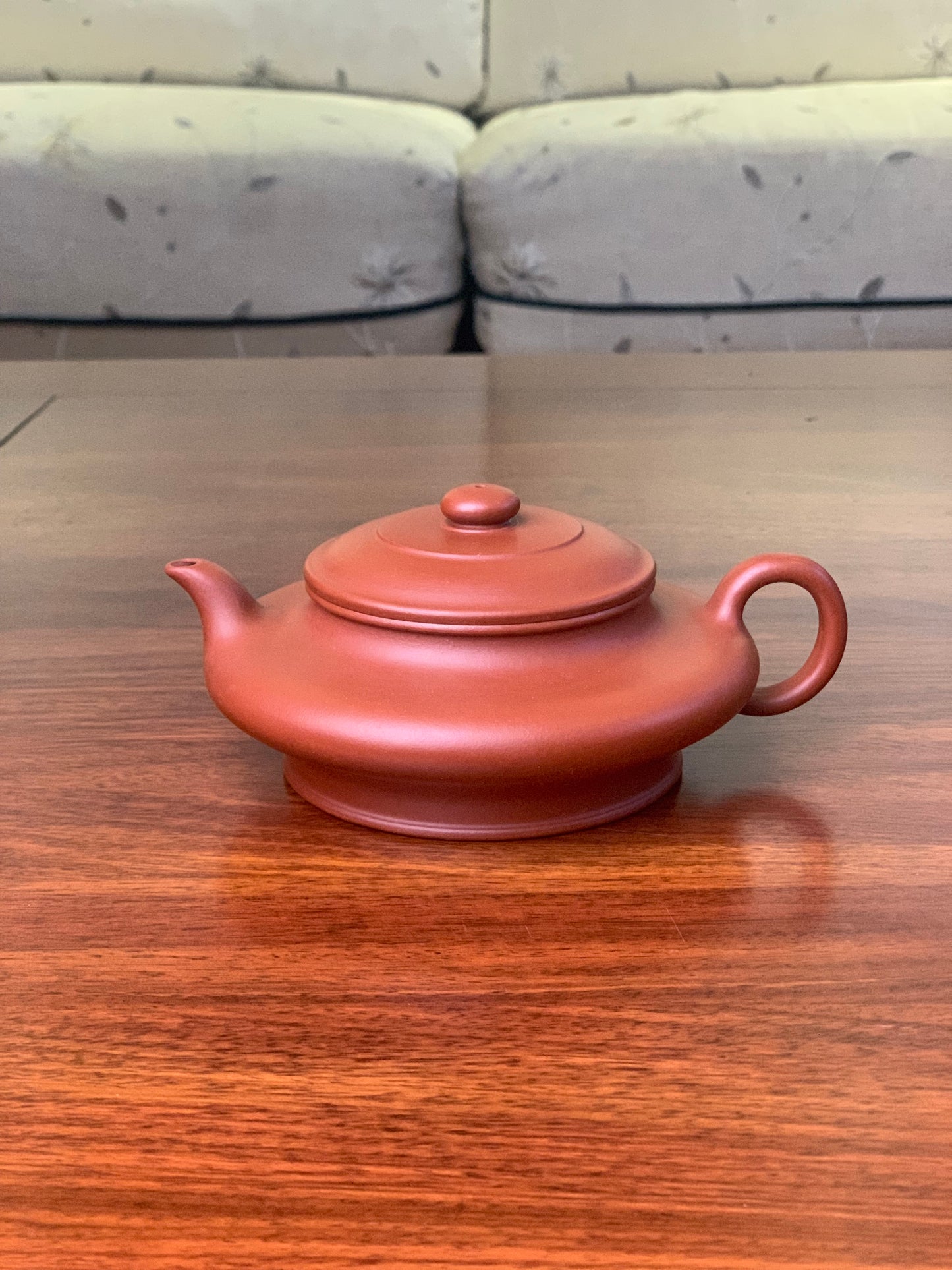 handmade yixing teapot xubian from yixing zisha zhu ni