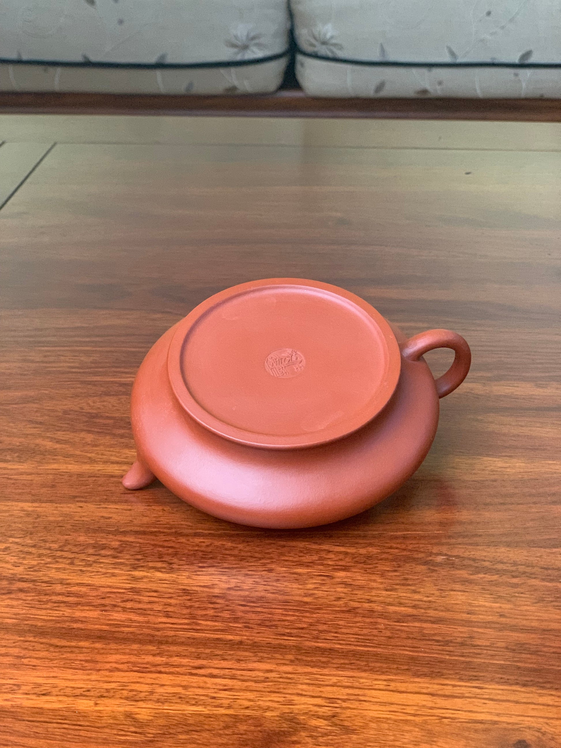 handmade yixing teapot xubian from yixing zisha zhu ni