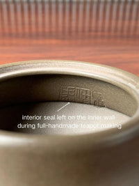 interior seal left on the inner wall during full-handmade teapot making