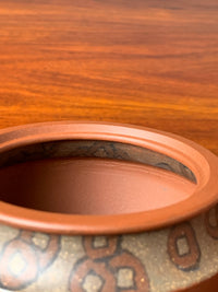 the inside jiaoni pattern in the yixing zisha clay teapot