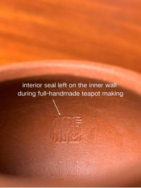 the inside mark of he small yixing teapot li xing
