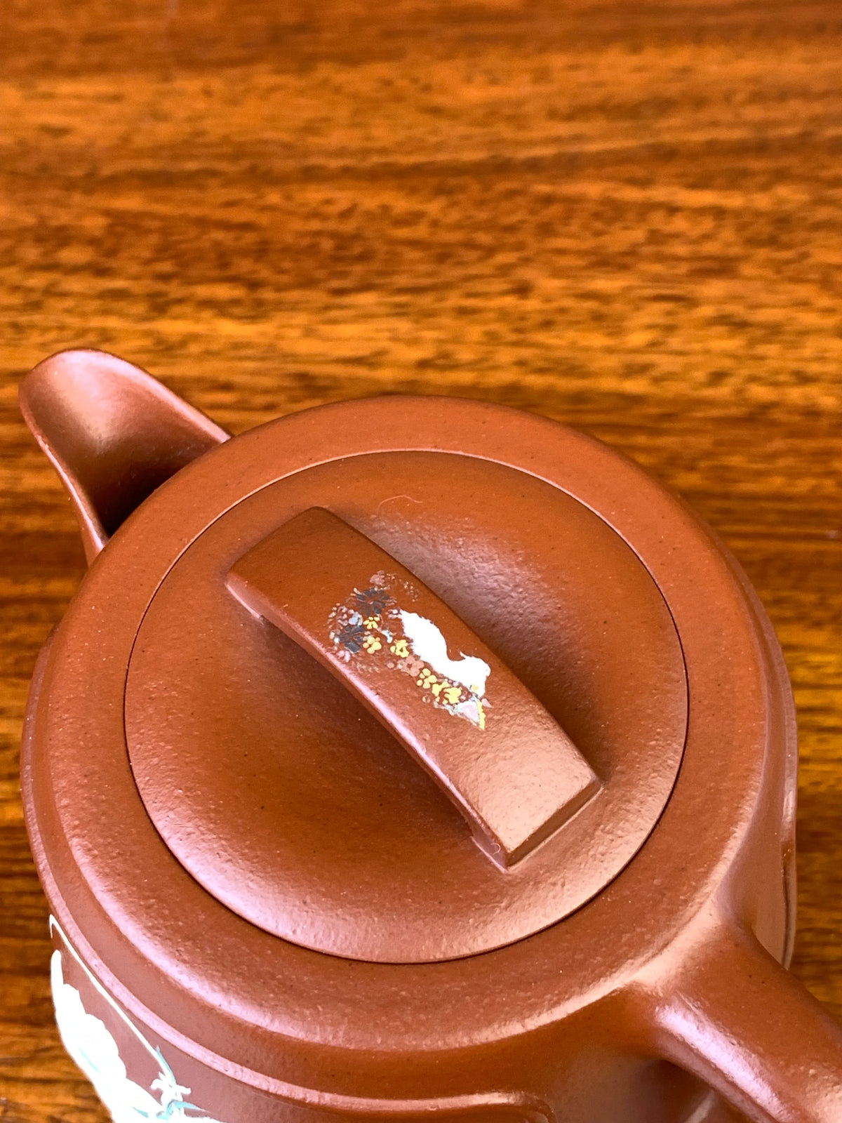 knob of the beautiful teapot