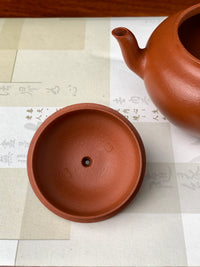there are two teapot marks in the lid