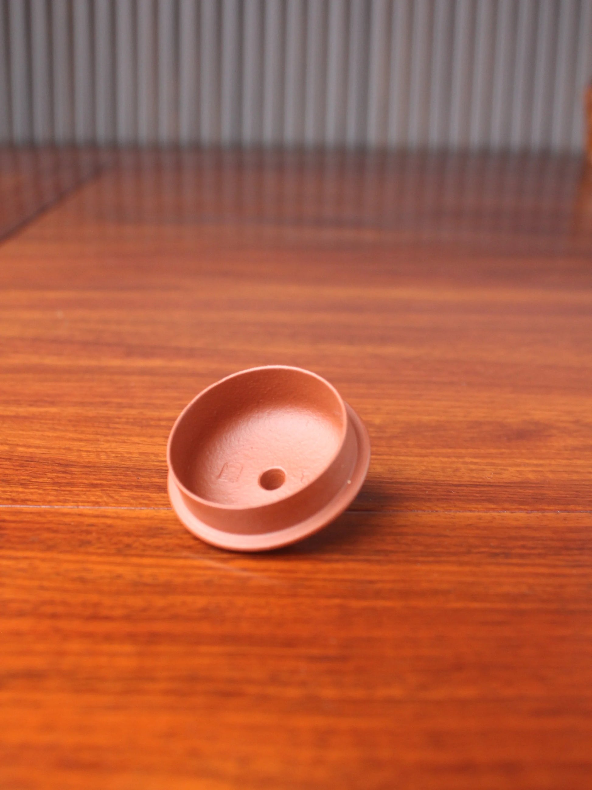 lifd of the handmade yixing teapot pao zun on the table
