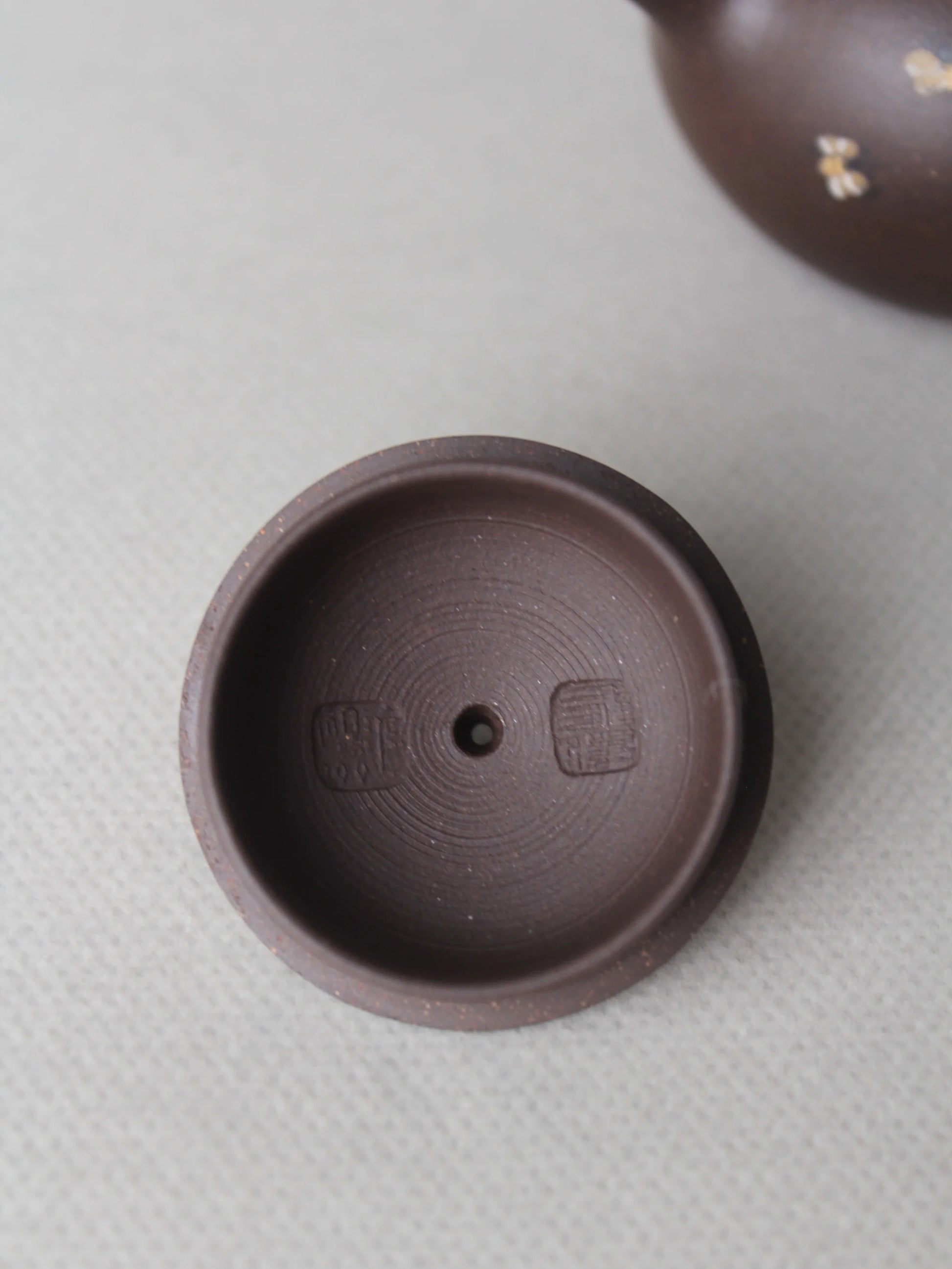 teapot lid of small zisha teapot named xishi