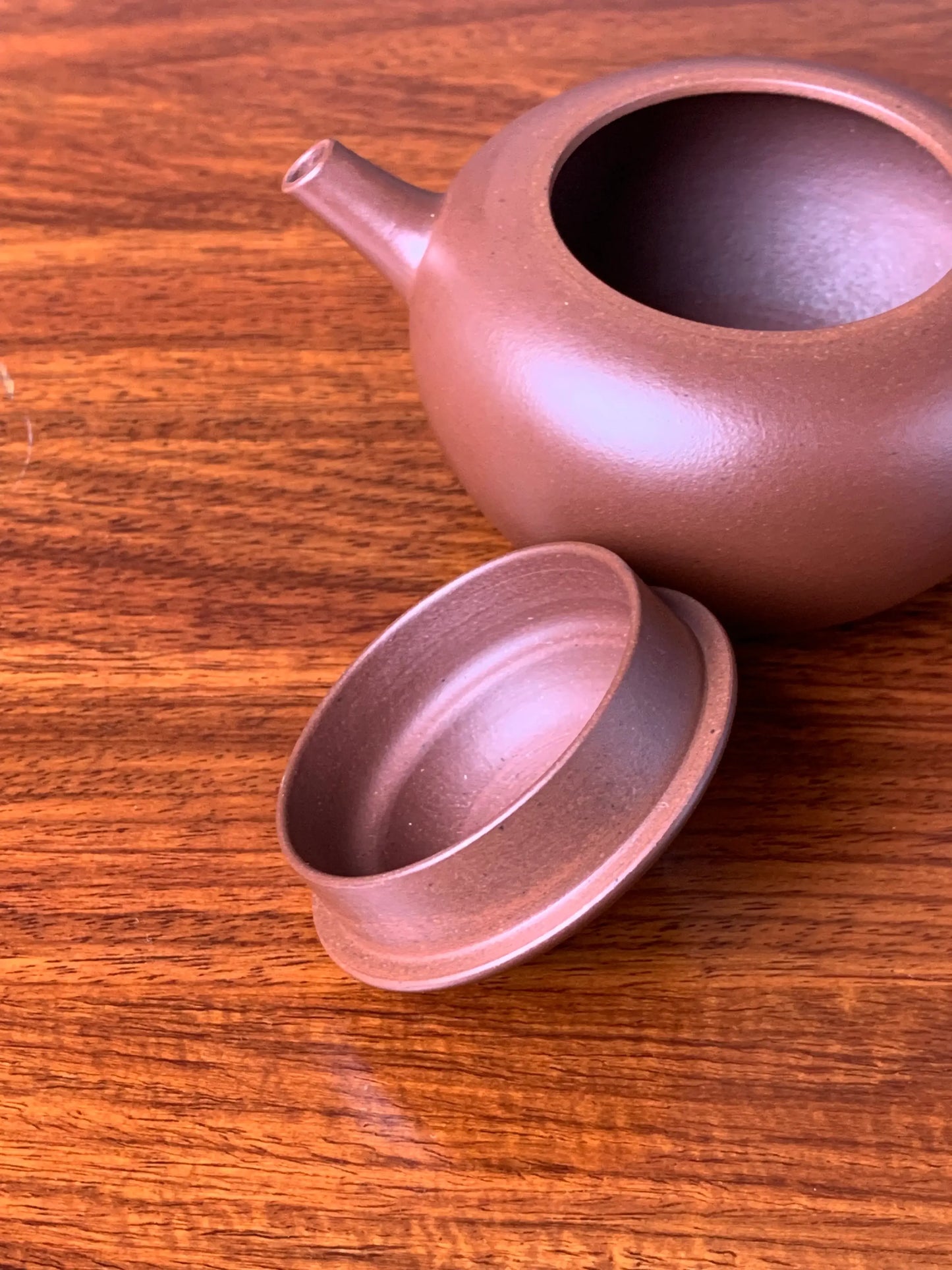 the detail of the yixing teapot shape