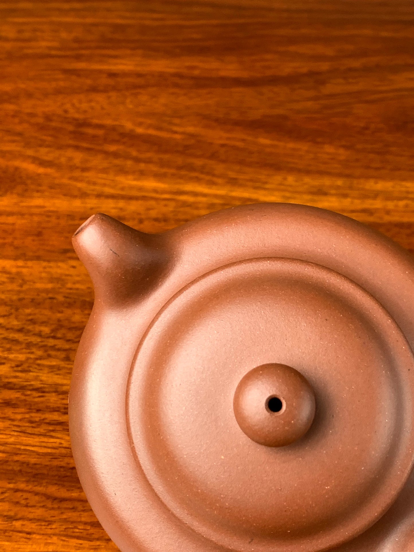 the lid and spout of the handmade yixing teapot