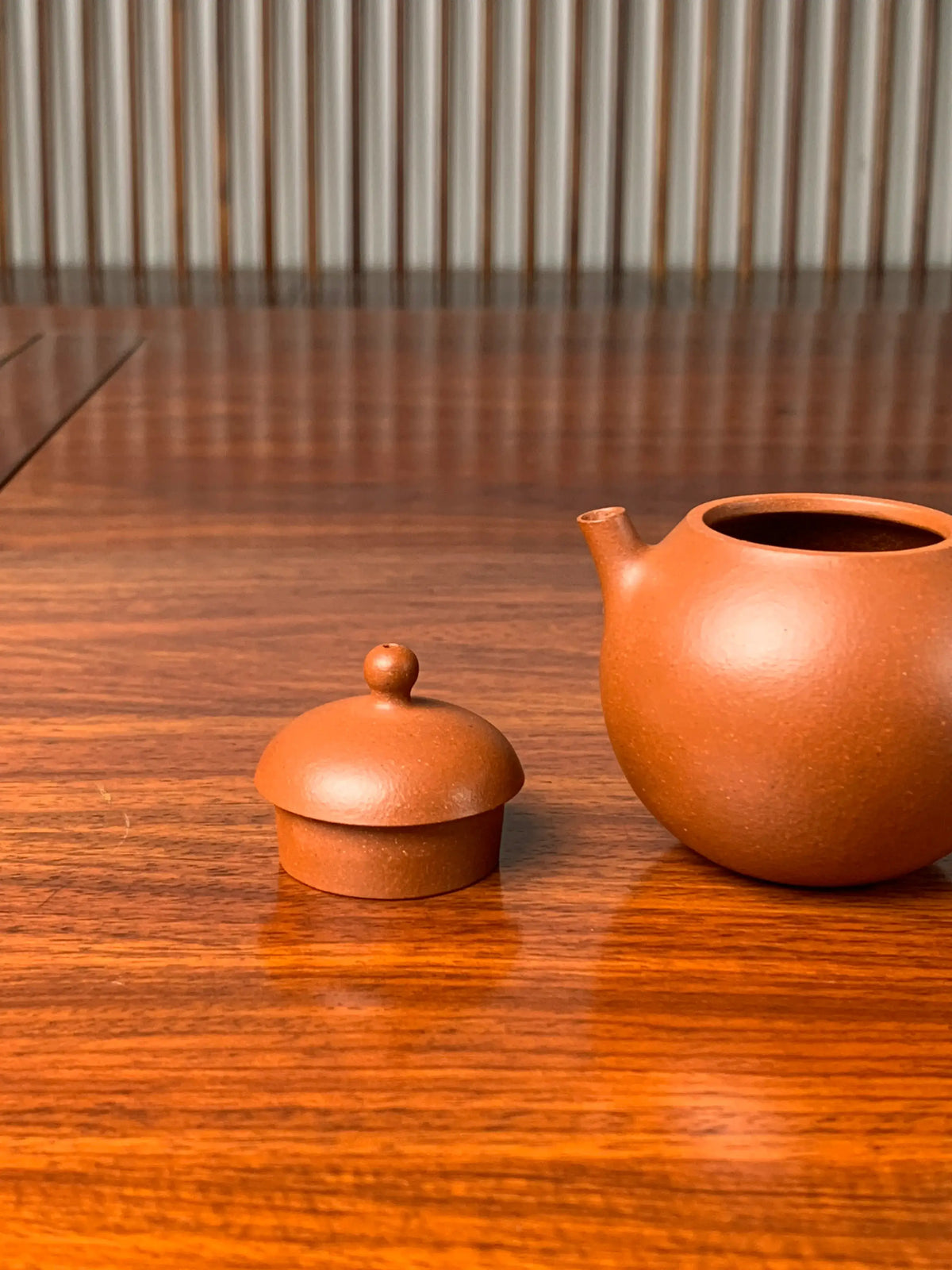 the lid and spout of the small yixing teapot