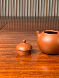 the lid and spout of the small yixing teapot