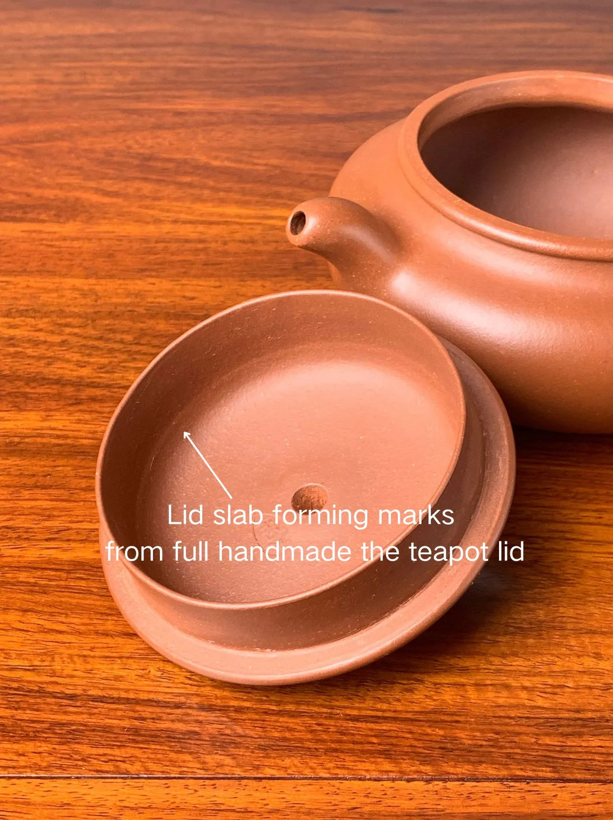 Lid slab forming marks from full handmade the teapot lid