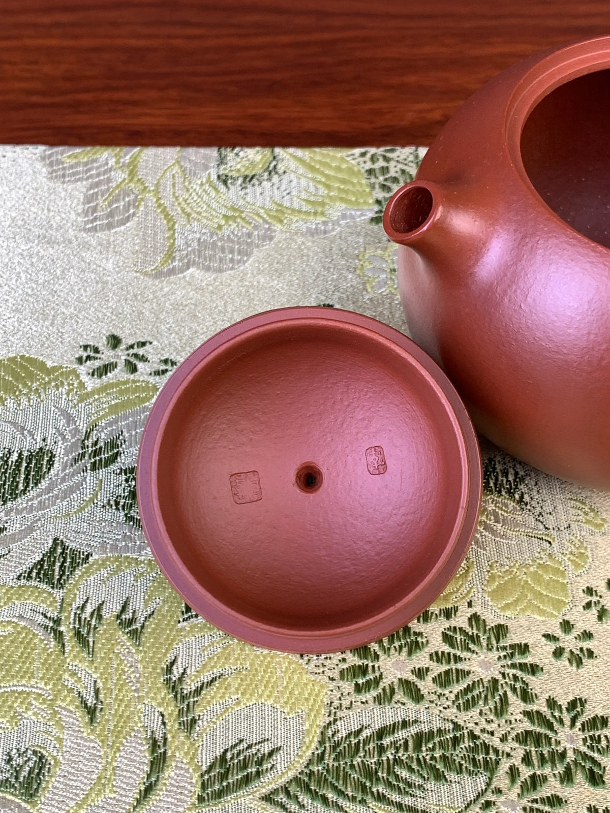 two teapot marks in the lid