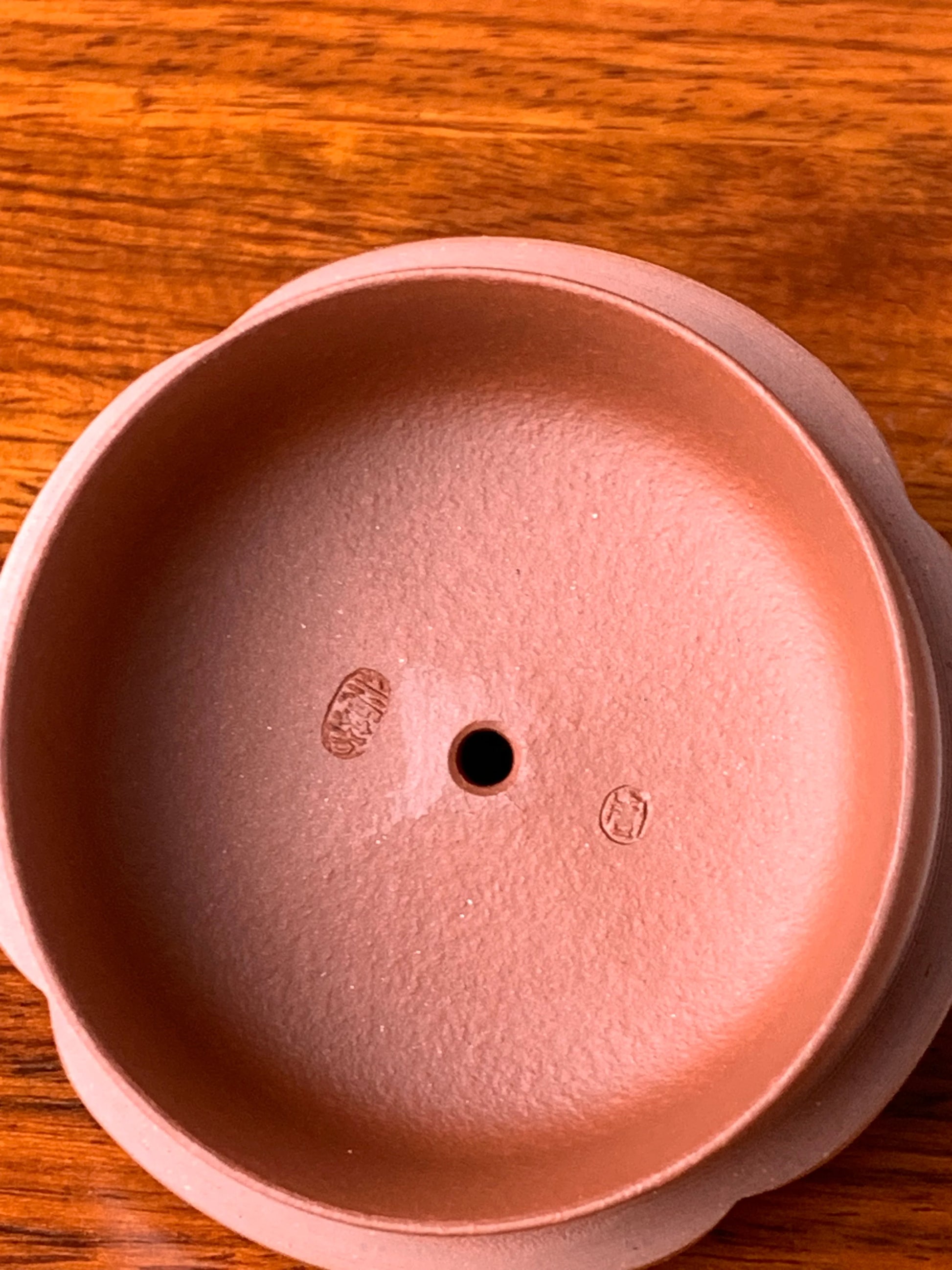 there are two Lid marks in the lid