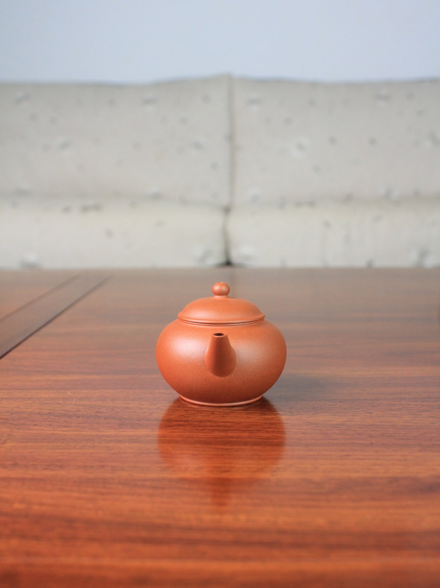 Spout of shui ping teapot, designed for loose leaf tea 