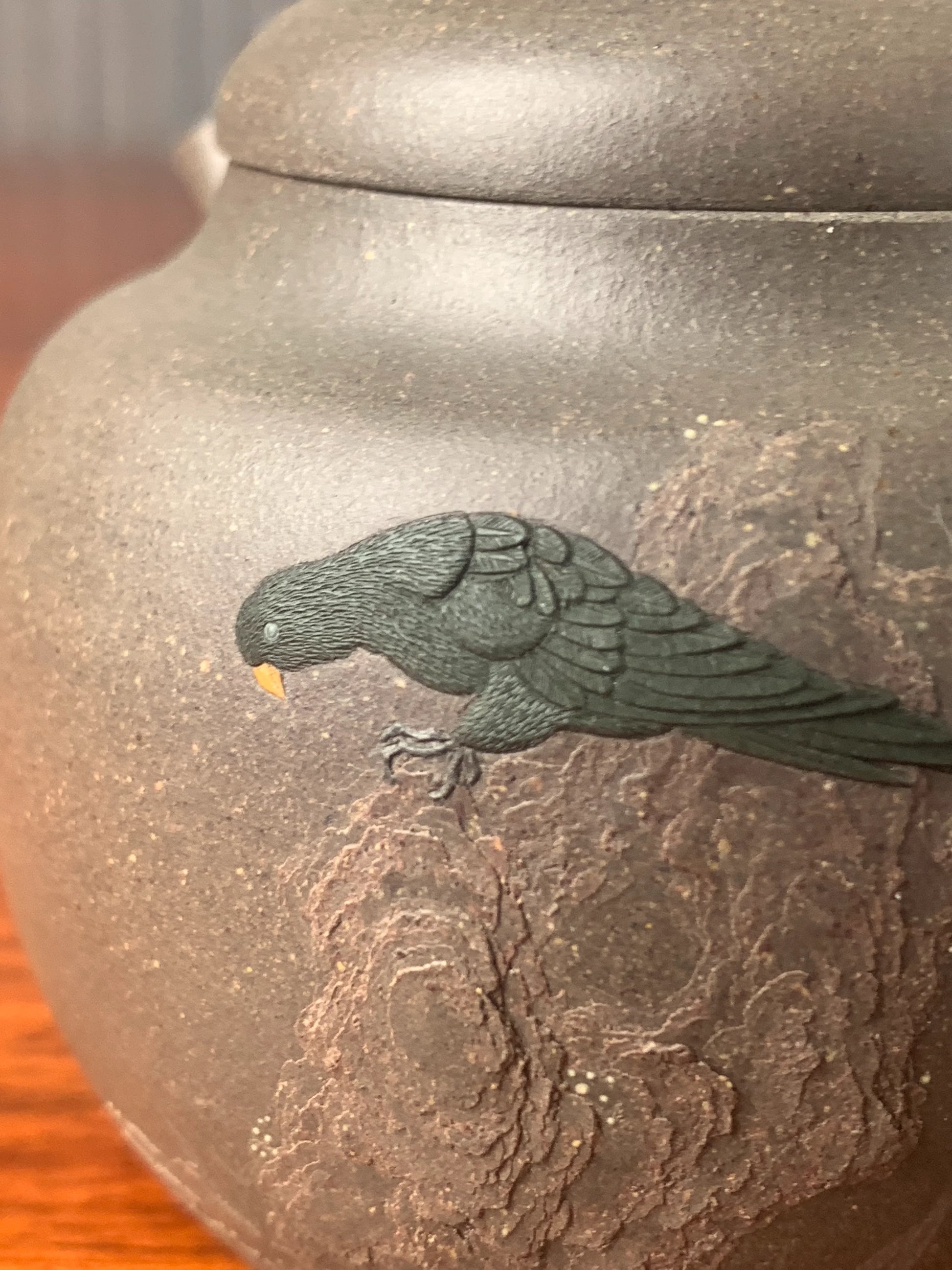 the right view of the clay painting on the teapot artwork 