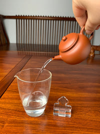 pour of this teapot is excellent